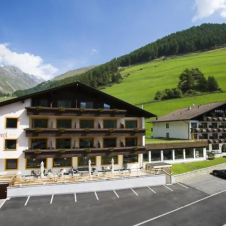 Hotel Tyrol 3*